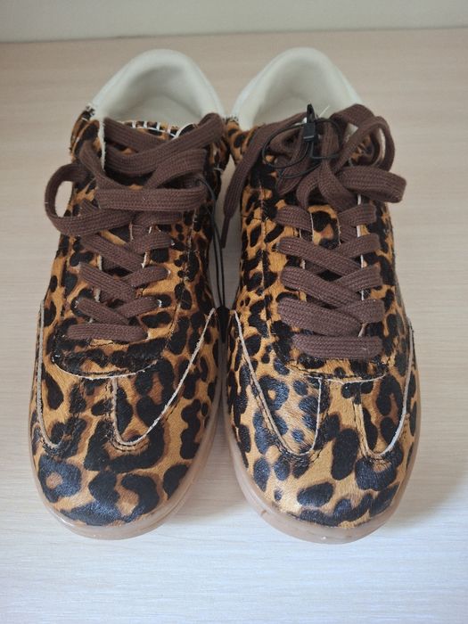 Леопардові мокасини