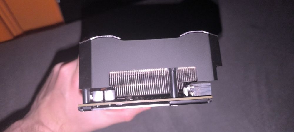 Karta graficzna gtx 1060 super 6vram