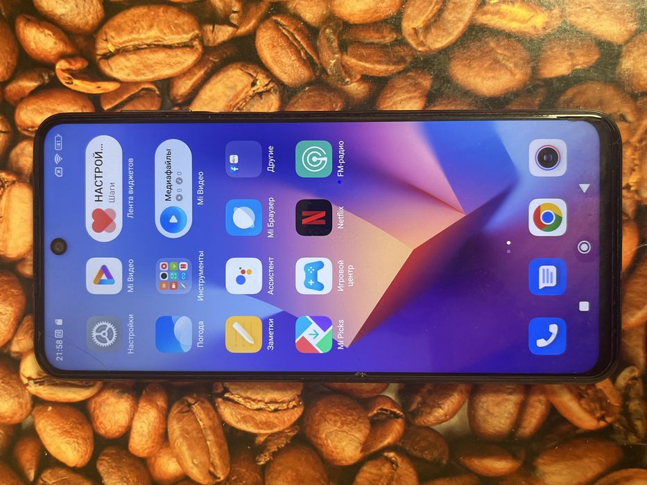 Xiaomi Redmi Note 9 pro. 6+1/64.