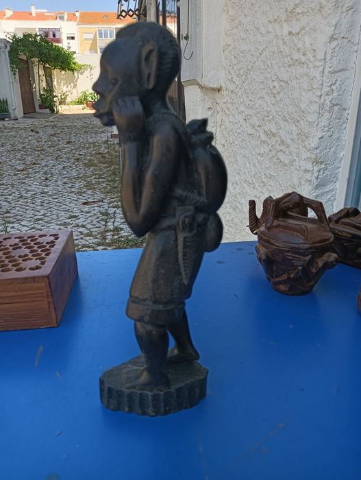 Boneco artesanal africano