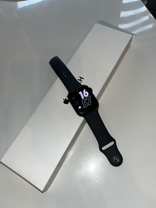 Apple watch se 2 gen 44mm