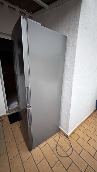 Frigorifico BECKEN Boostcooling (185 cm - 323 L )