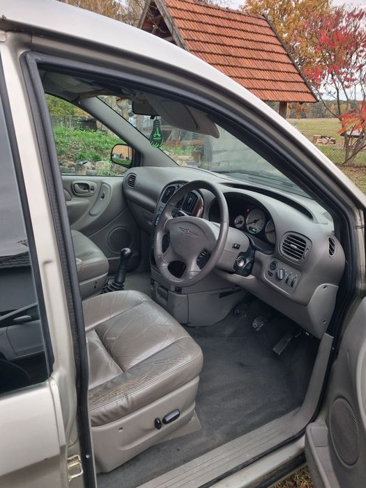 Chryslel Voyager 2.5 crd