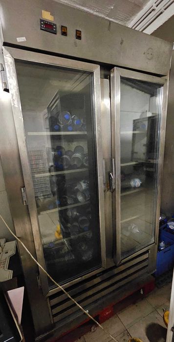 Vende-se Recheio de Armazém