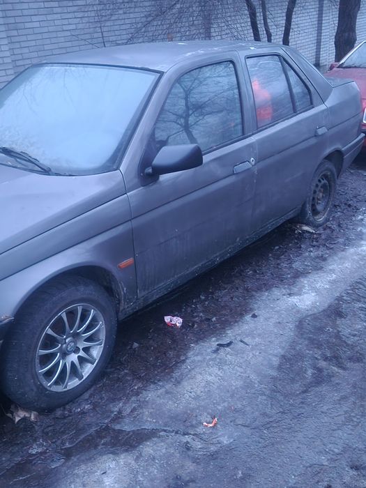 Продам альфа ромео 155