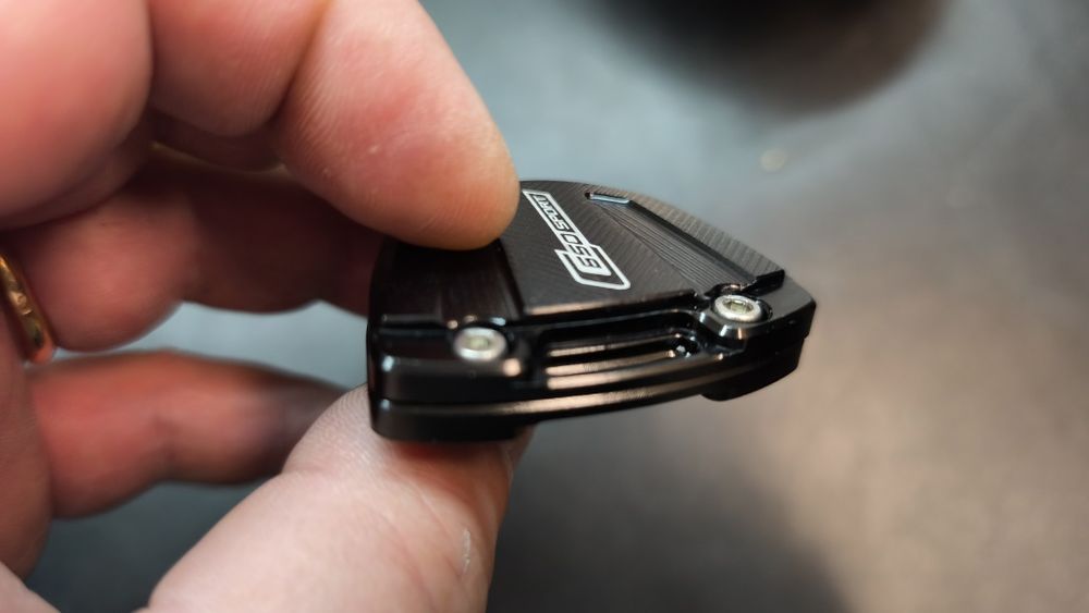 Porta chaves e proteção para chave de mota