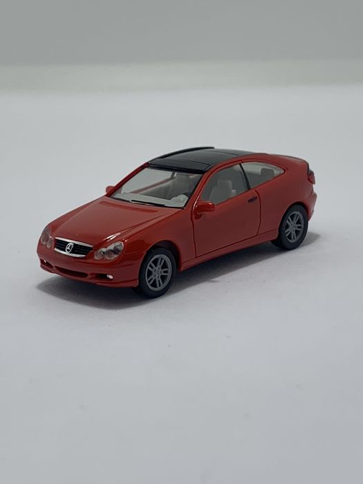 Mercedes C da Herpa escala 1/87