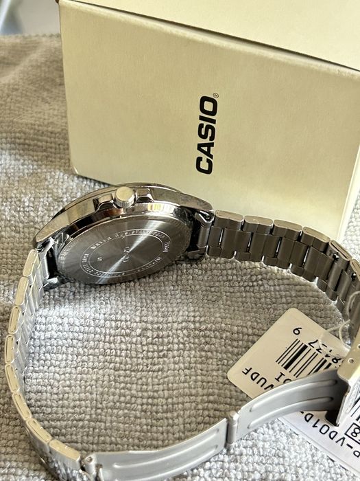 Relógio Casio MTP-VD01D-3E1V