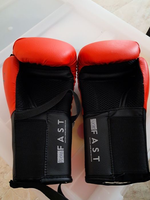 Luvas box ou Kick boxing criança