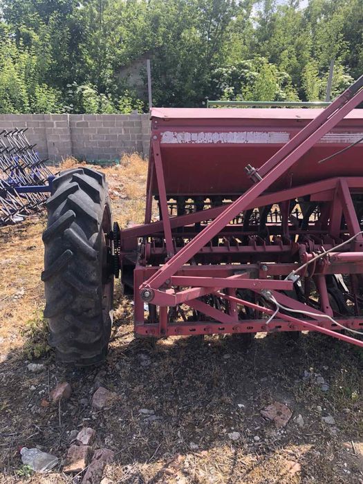 Продам сівалку червона зірка