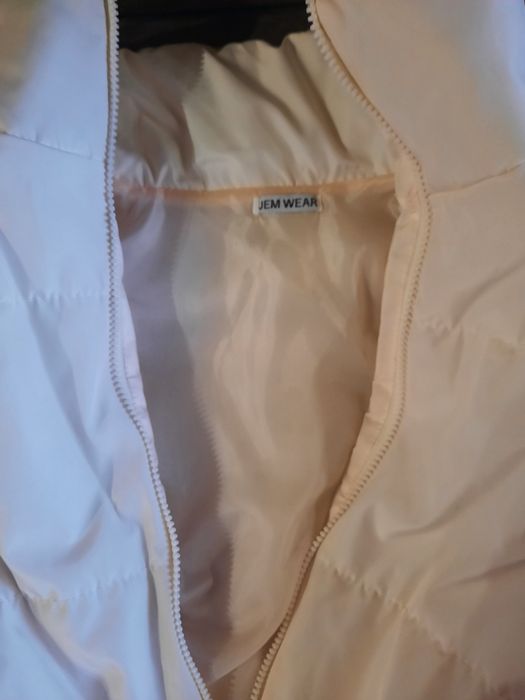 Женская укороченная жилетка