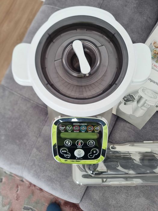 Robô de cozinha Moulinex novo