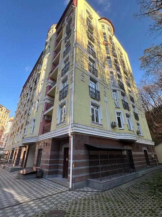 Оренда офісного приміщення в ЖК Подол Град, вул. Дегтярна, Воздвиженка