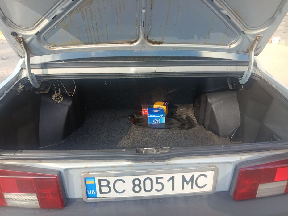 авто  ваз 2199 ідеальний стан