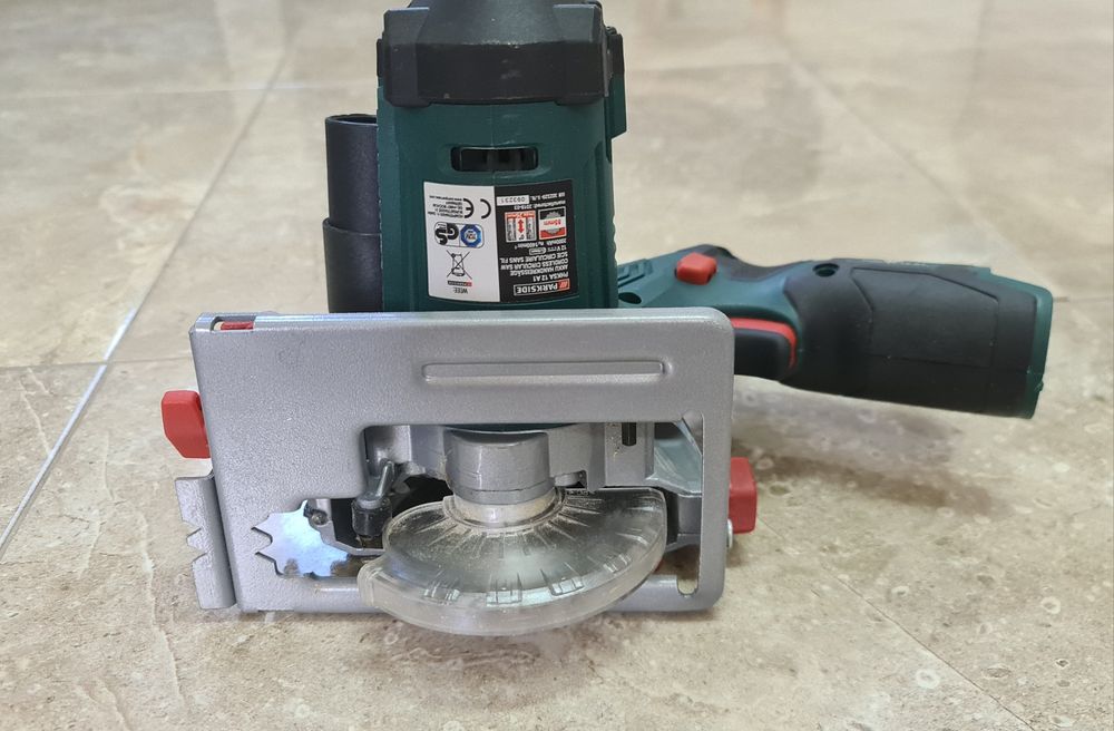 Serra Circular Parkside PHKSA 12 A1 - Bateria + Carregador + Mala