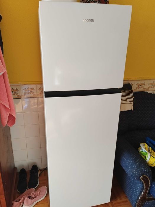 Geladeira nova ,5 mês de uso