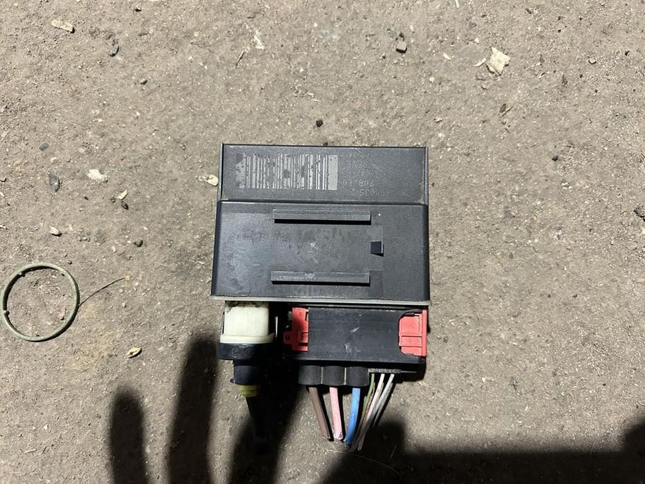 Przekaźnik wentylatora Peugeot 308 II T9 9662570880