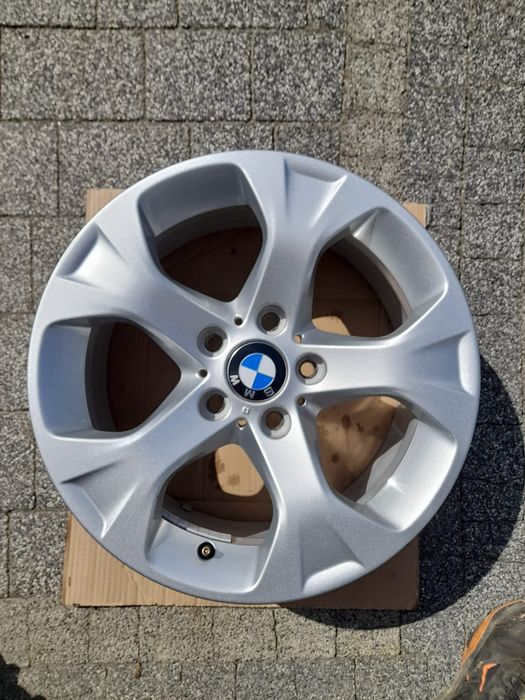 Oryginalne felgi aluminiowe BMW X1  17''