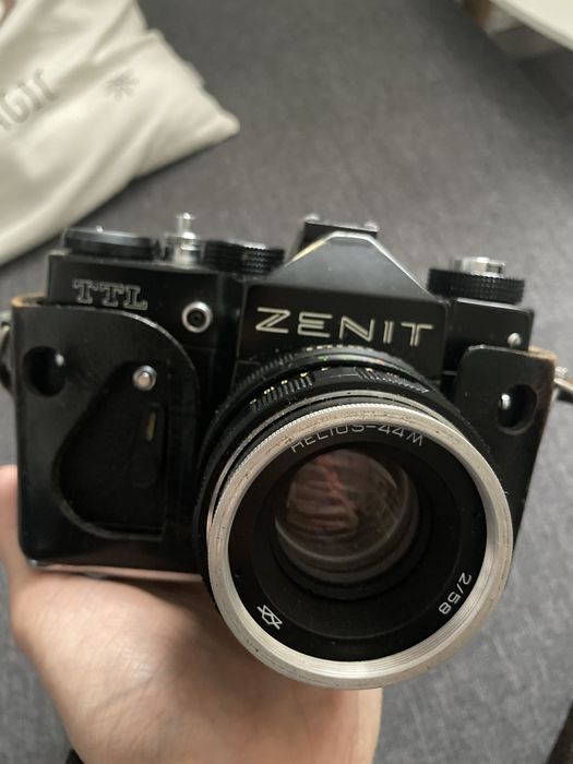 Zenit TTL z obiektywem Helios 44M + Pokrowiec