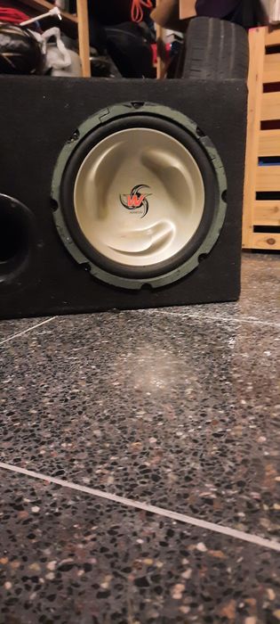 2 Subwoofer e amplificador