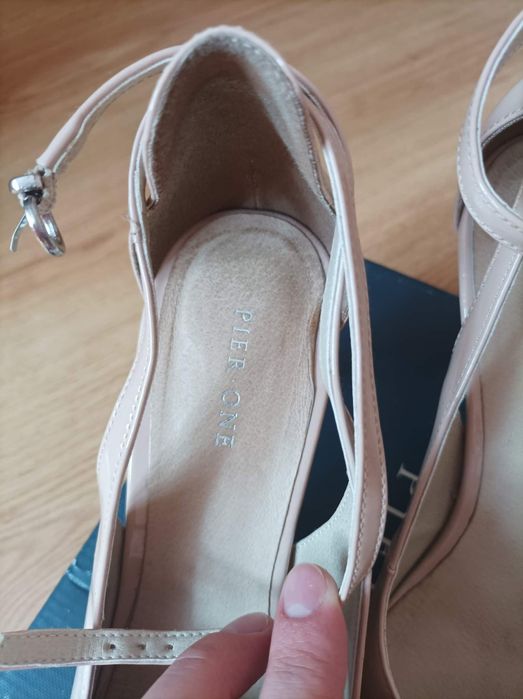 Cieliste szpilki rozm. 41