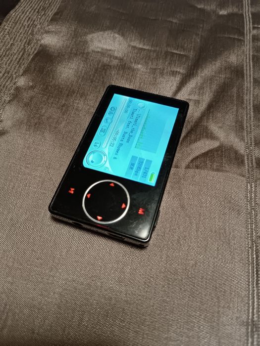 МП 4 плеер IXTONE