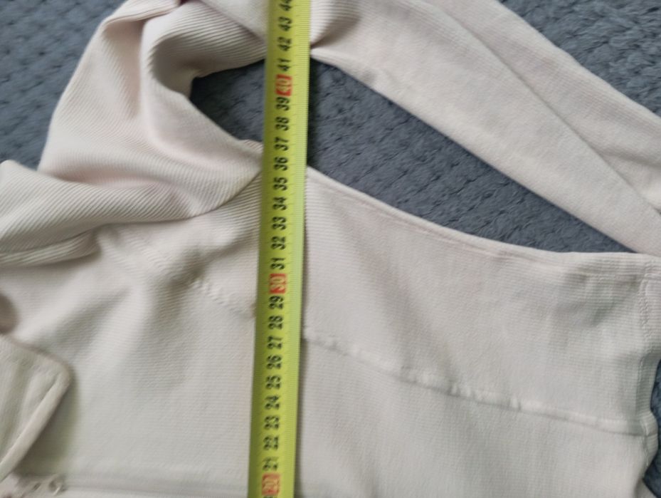 Кофтинка для дівчинки