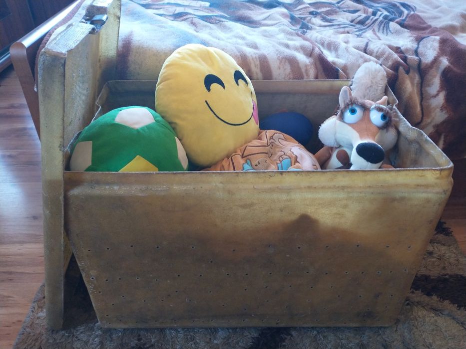 Kufer, skrzynia  do przechowywania