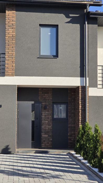 Продається зданий Таун хаус з ділянкою 2 сотих в готовому комплексі