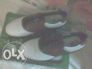 Sapato para Golfe Senhora 37 com caixa (Novos) - 20 € - Entrega Lx