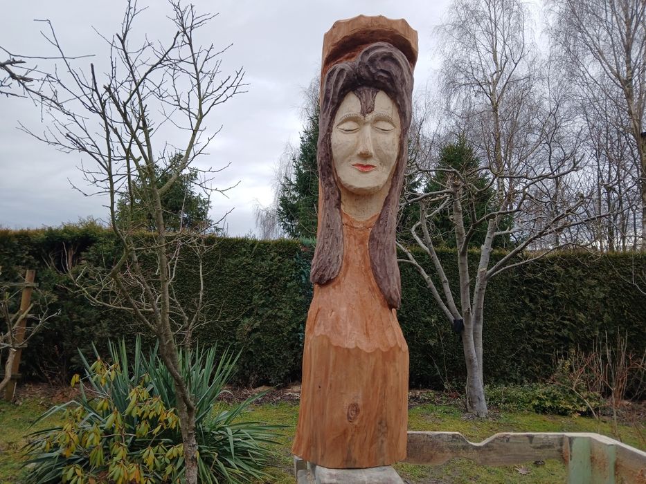 Rzeźba ogrodowa kwietnik