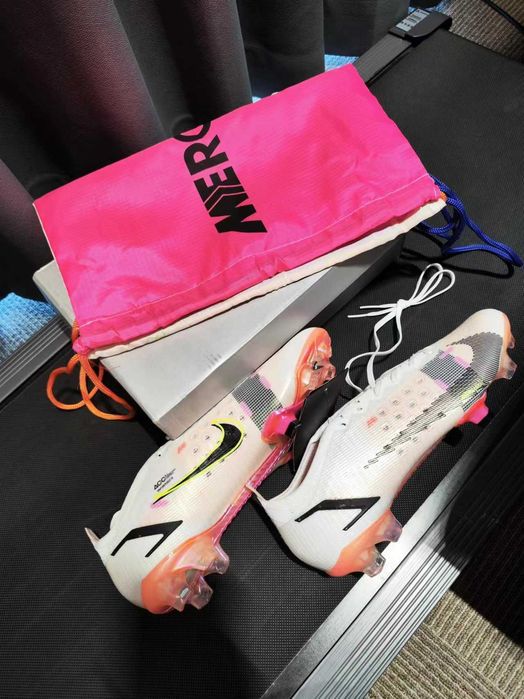 korki Nike Mercurial Vapor XIV Elite FG Rozmiar 42 Piłkarski korki