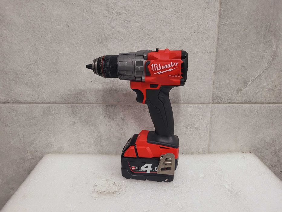 Milwaukee M18 FPD2  Wiertarko-wkrętarka udarowa + Aku.  4Ah  Germany!