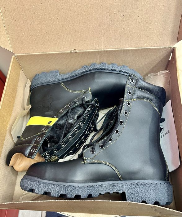 Buty strażackie Protector ZETRIX 01-110428A r 42