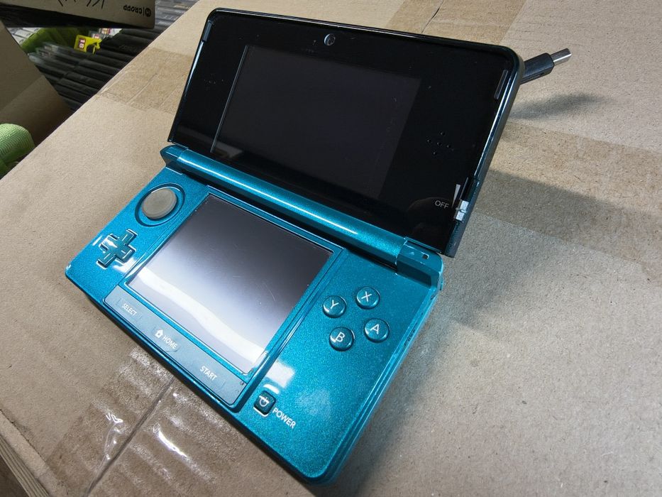 Konsola 3ds Nintendo trukusowa