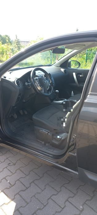Nissan Qashqai  1,6 benzyna