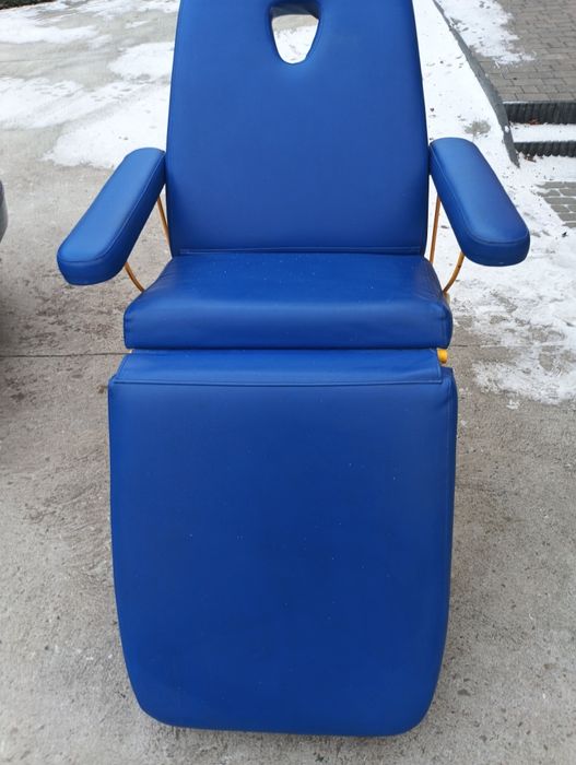 Fotel łóżko kosmetyczne stan bardzo dobry