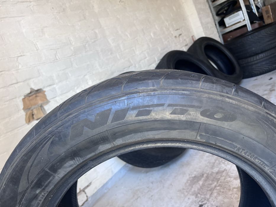 Шины/колеса/гума/резина Nitto 255/55 R19 Всесезонная