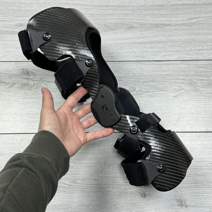 Ортез карбон Ossur Flex knee brace бандаж на коліно защита коленная