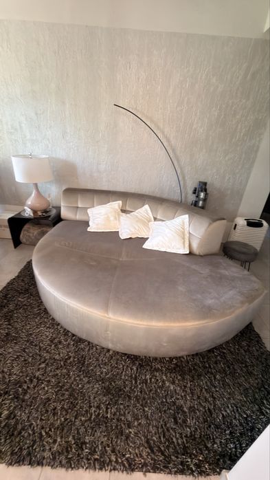 Sofa Aris - piekny i wygodny mebel do salonu