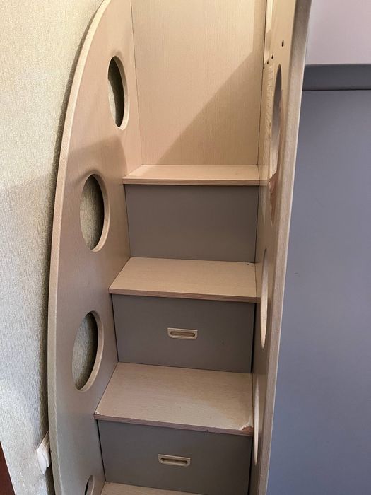 Детская кровать - чердак (3 в 1). Б/у.