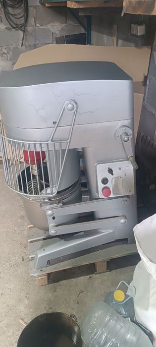Продам кремовзбивну машину МВ 35