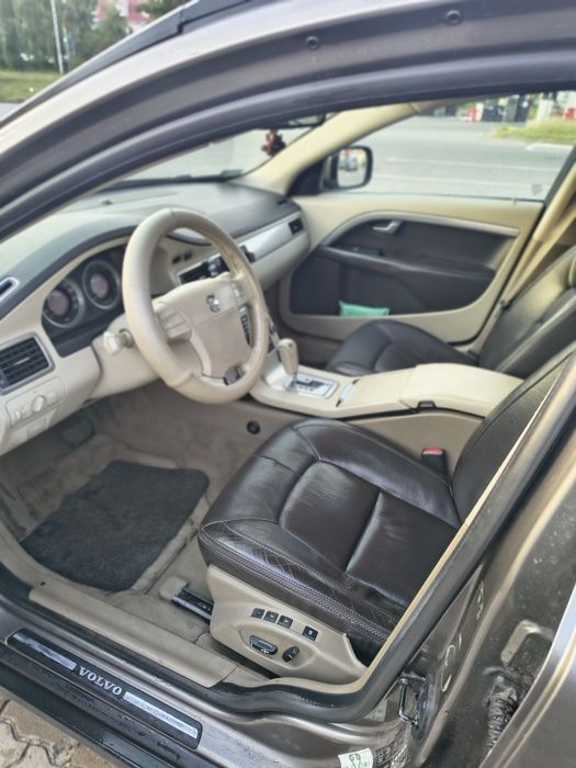 Volvo XC70 2.4 D5