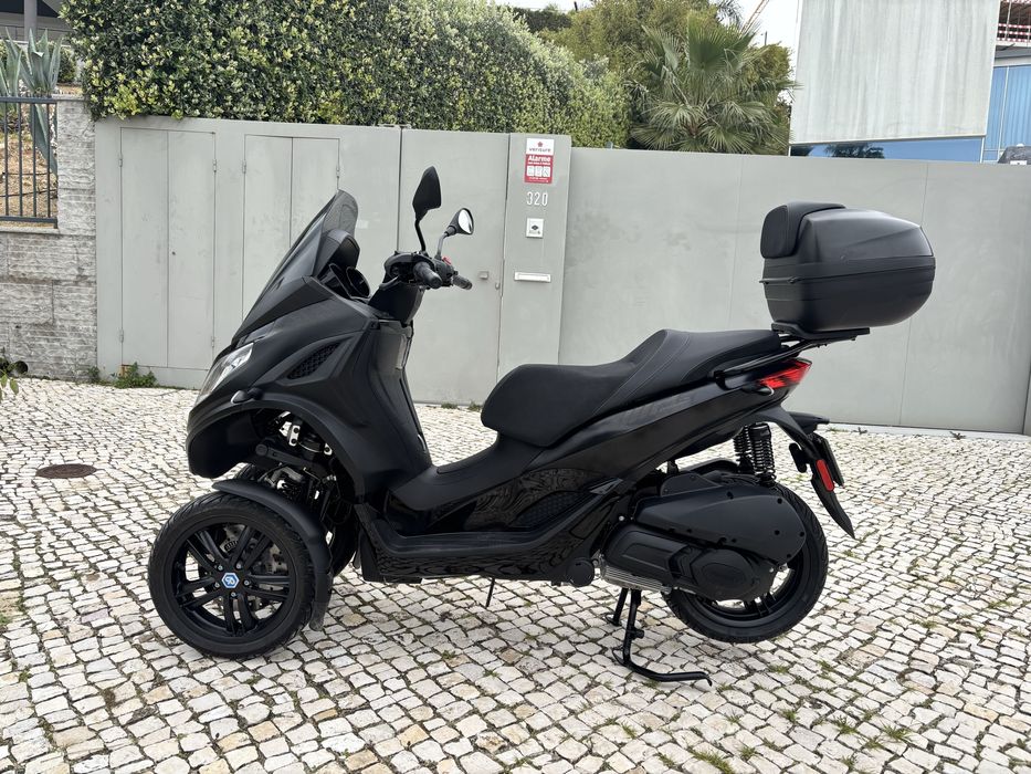 Piaggio MP3 300 HPE Deep Black Editon 2024