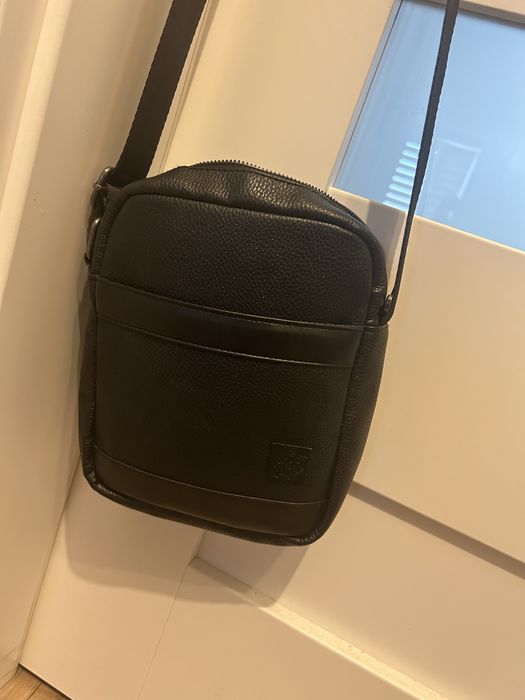 Czarna torebka louis vuitton