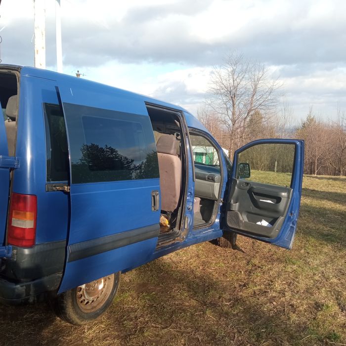 Пежо експерт 2005