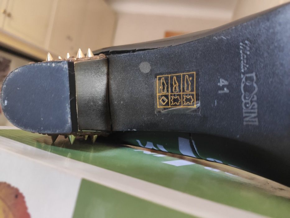 Продам туфли женские