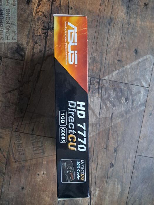 Karta graficzna ASUS AMD Radeon HD 7770 DirectCU