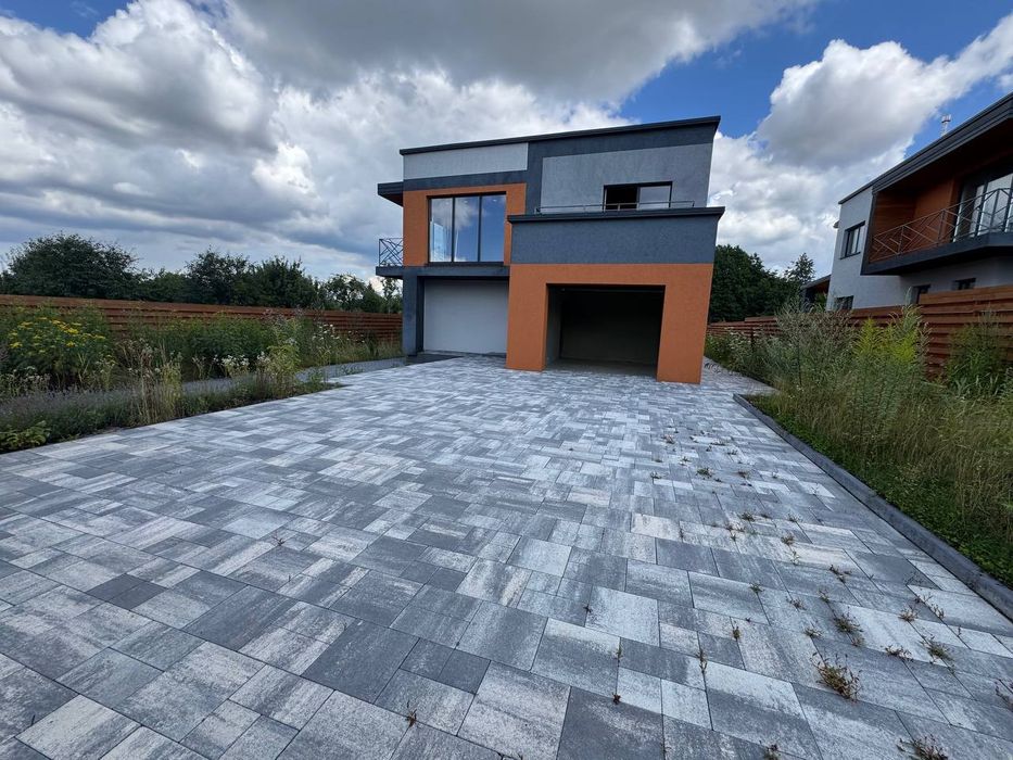 Продаж 3-кім. будинку 230 м.кв. з комунікаціями Солонка/Ков'ярі