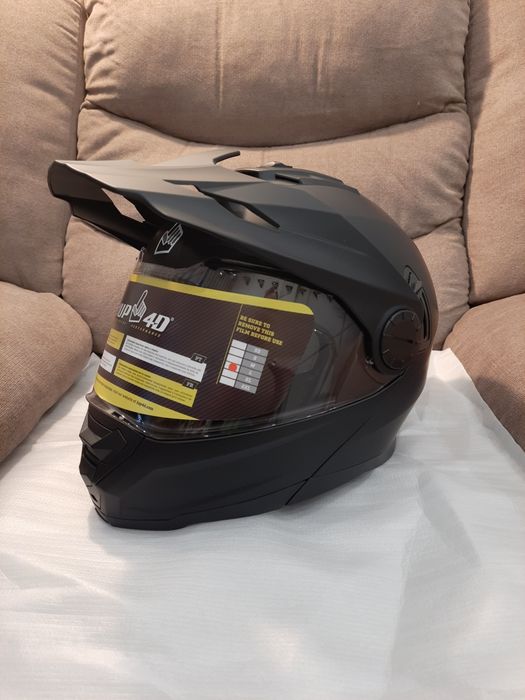 Capacete modular- L - novo